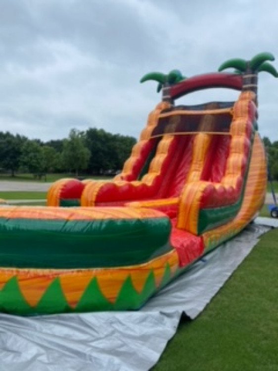 18 Ft Tropical Fiesta Breeze DL